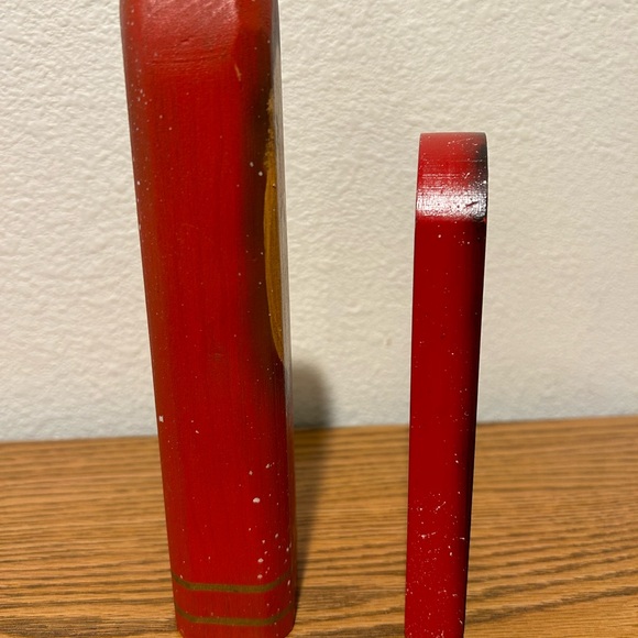 Handpainted Wooden Santa’s - Picture 5 of 13